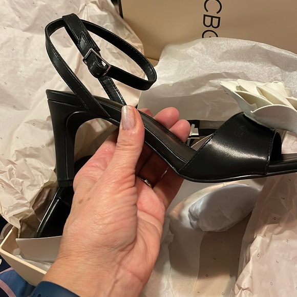 BCBGeneration Toori Rosetta sandal size 8.5 - Picture 4 of 8